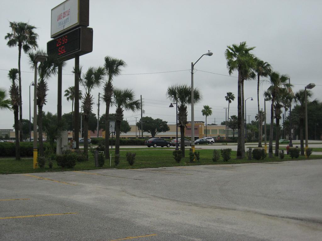 Lake Cecile Inn And Suites Kissimmee Esterno foto